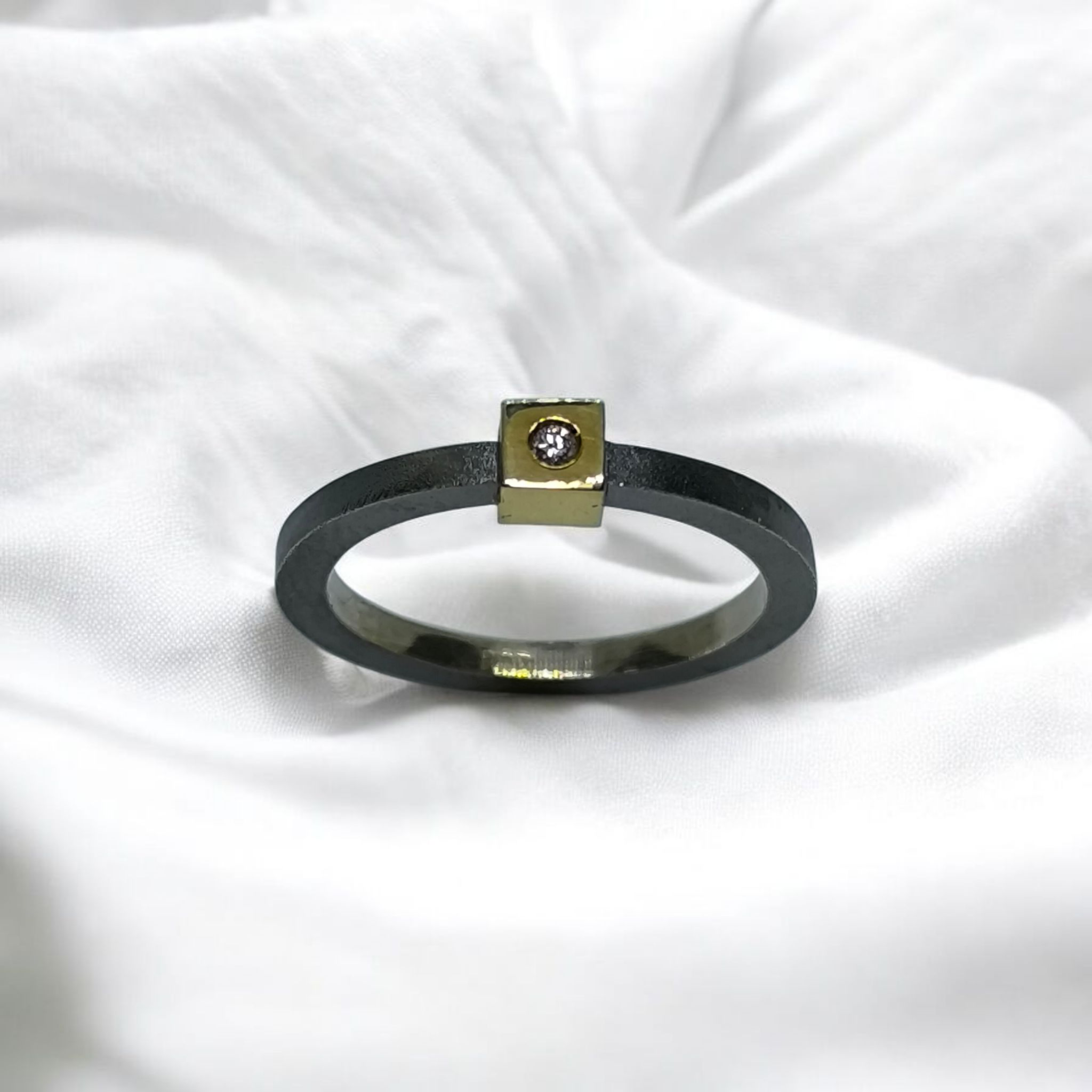 Anillo PETIT ETERN Square (Lista para ti)