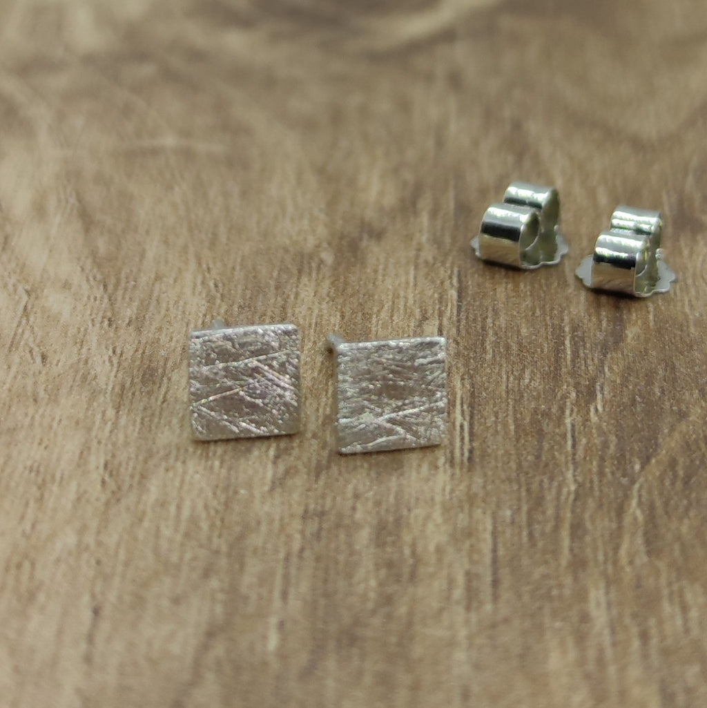 Pendientes de LARA joies. Joya de plata, oro. Arracades de plata, oro de 18 kt. Joia artesanal. Joya artesanal. Handmade. Jewell. Joieria LARA joies. Joyería LARA joies. Joyerías Reus. Joyería LARA joies. Joies artesanals i personalitzades.